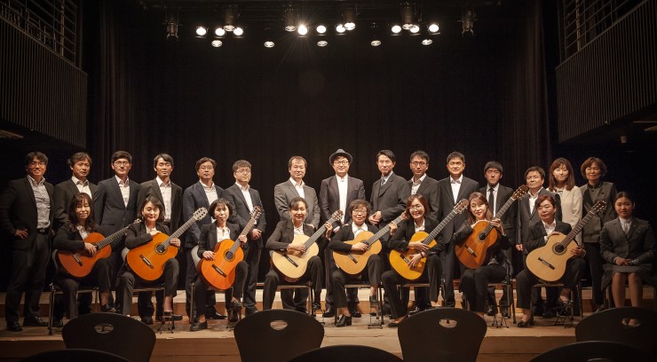 4월 1일 정기연주회 전체사진.jpg