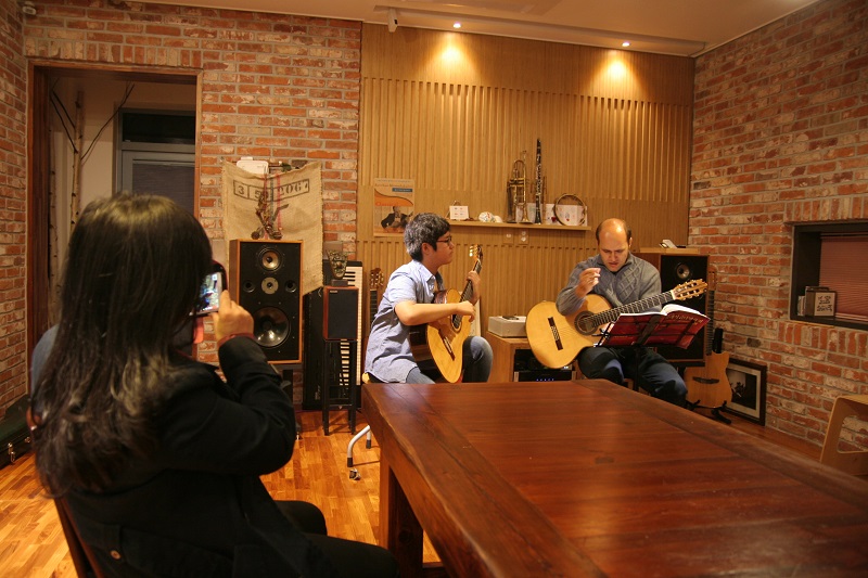 rovshan  daegu masterclass.jpg