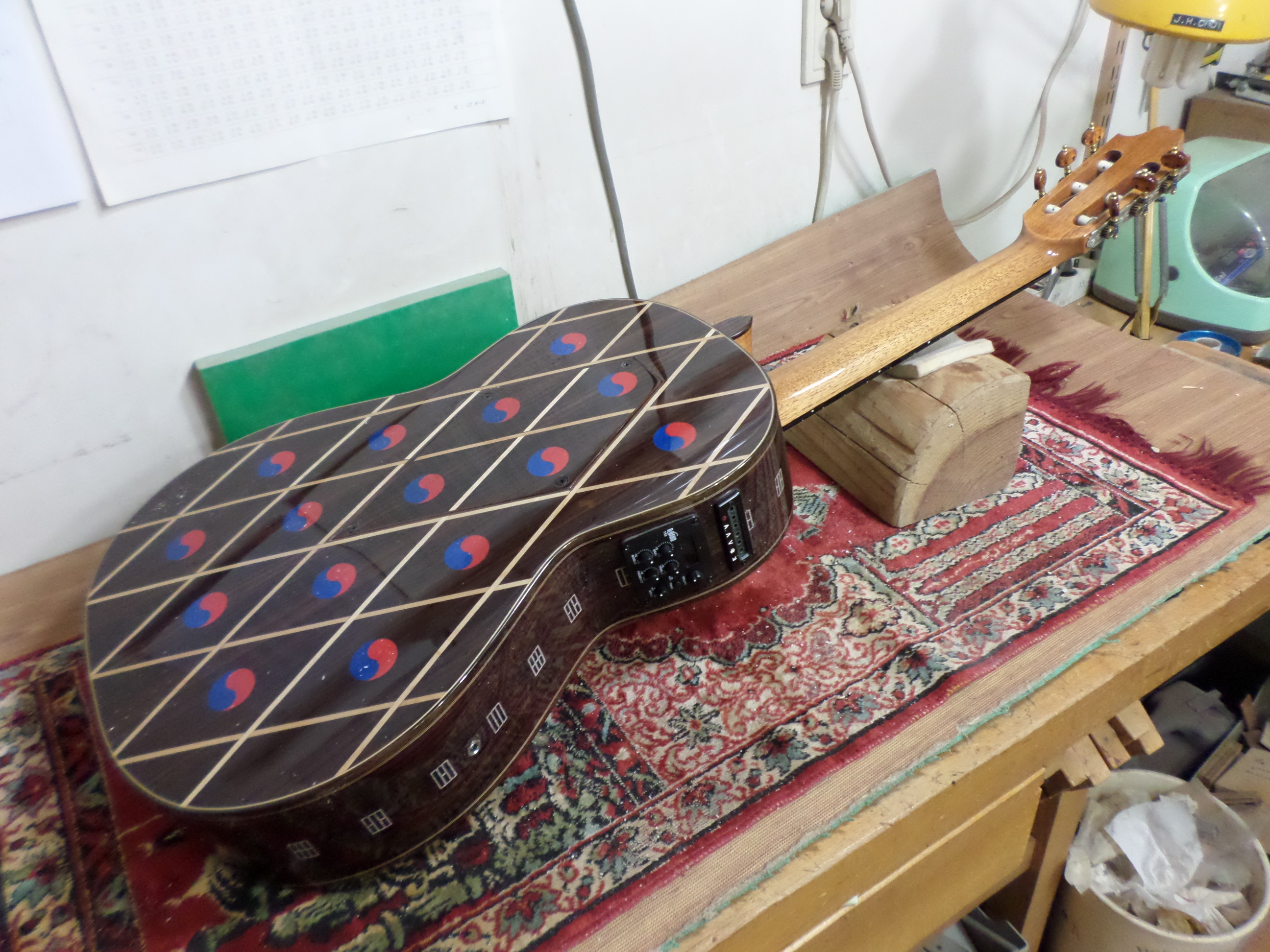 큰사진 6-16-2 태극상감 불루투스.JPG