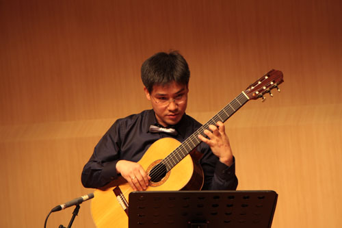 %BF%EC%C7%F5_clgitarre (1).jpg