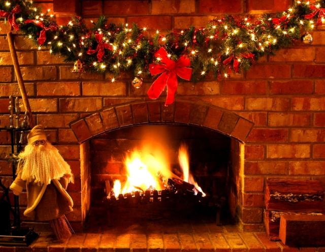 christmas-fireplace.jpg