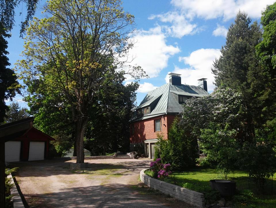 핀랜드Beautiful House on the way to the forest4.jpg